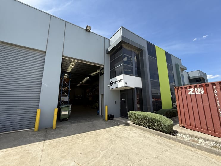 4/21-22 National Drive Hallam VIC 3803 - Image 1