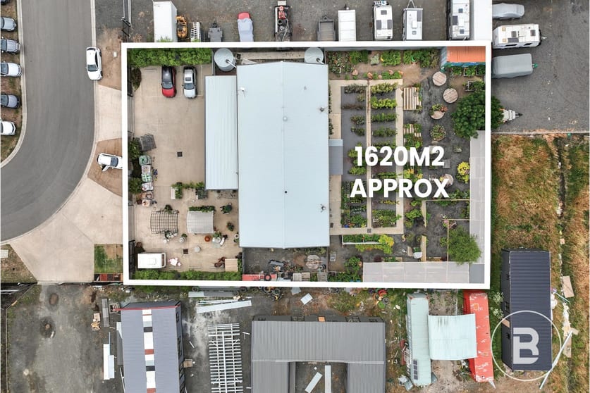 Click to view all images 5 Rerock Drive Delacombe VIC 3356 - Image 2