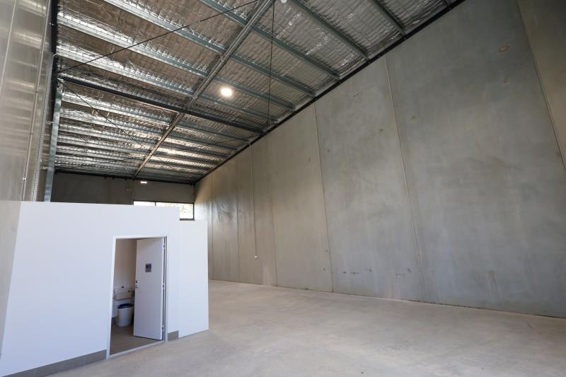 Click to view all images Unit 6/61 - 63 Sheppard Street Hume ACT 2620 - Image 3