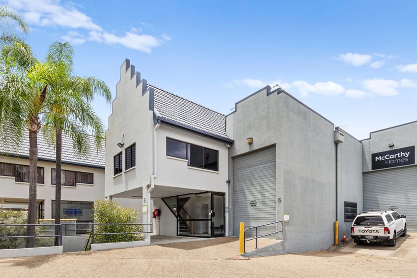 Click to view all images 5/121 Newmarket Road Windsor QLD 4030 - Image 2