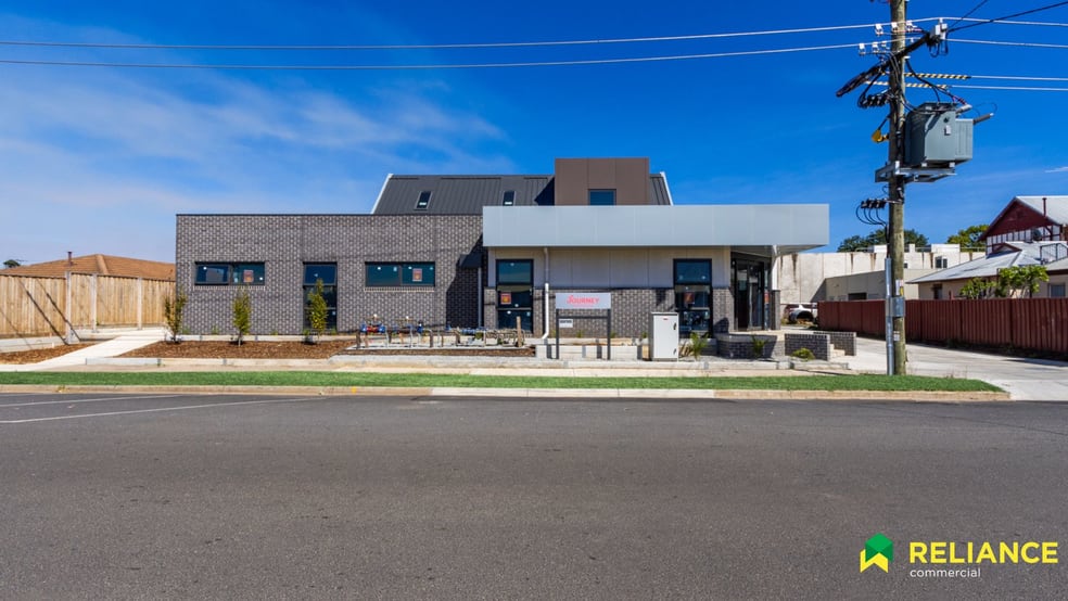 Click to view all images 3 Graham Street Bacchus Marsh VIC 3340 - Image 3