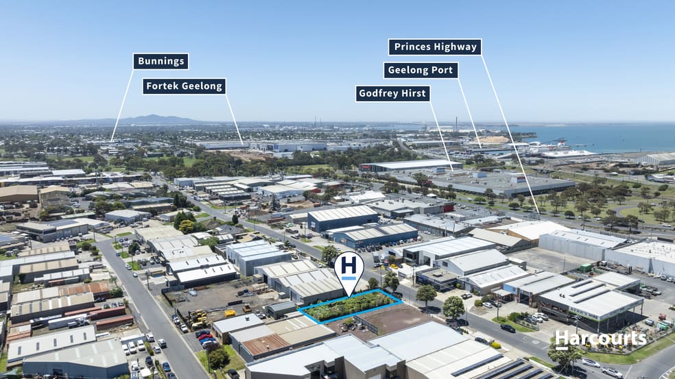Click to view all images 11 Edols Street North Geelong VIC 3215 - Image 3