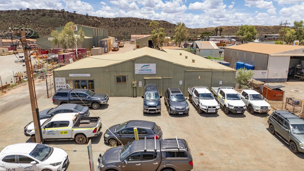 Click to view all images 17 Willis Street Newman WA 6753 - Image 2