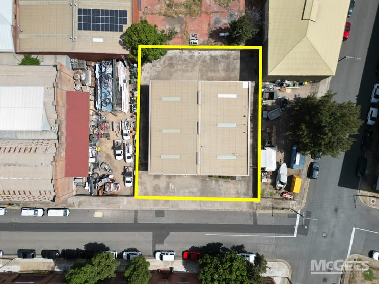 Click to view all images 21 Baker Street Port Adelaide SA 5015 - Image 3
