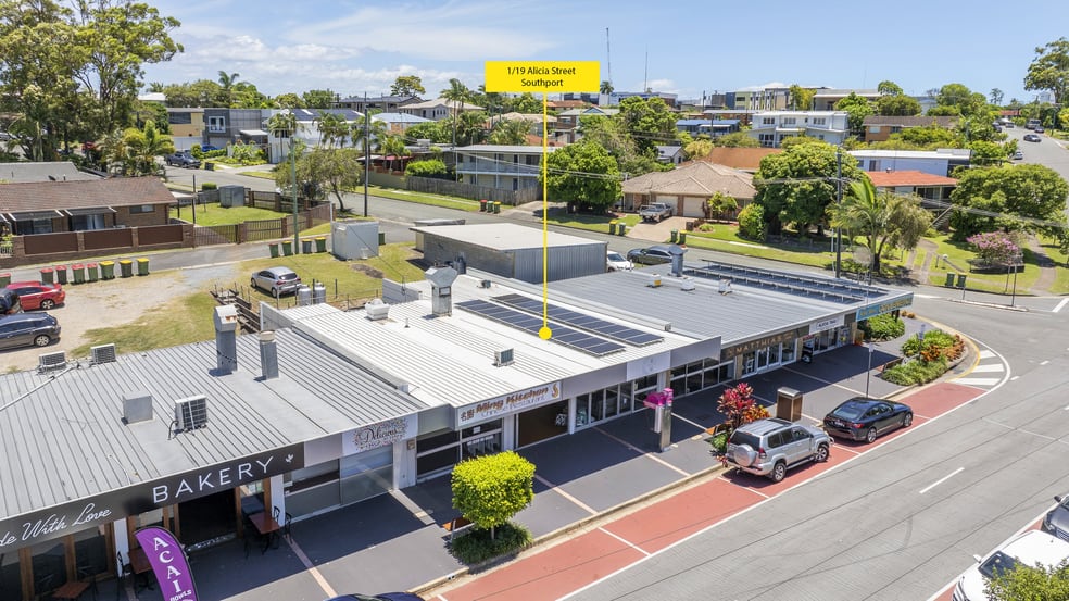 Click to view all images 1/19 Alicia Street Southport QLD 4215 - Image 2