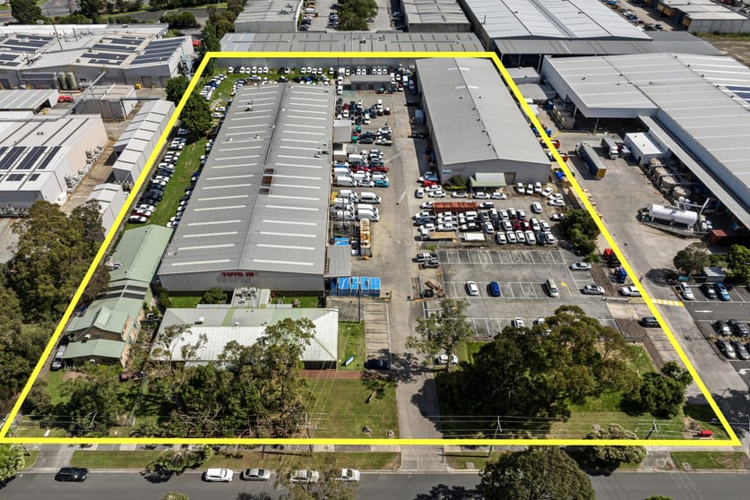 Click to view all images 29 Garden Street Kilsyth VIC 3137 - Image 1