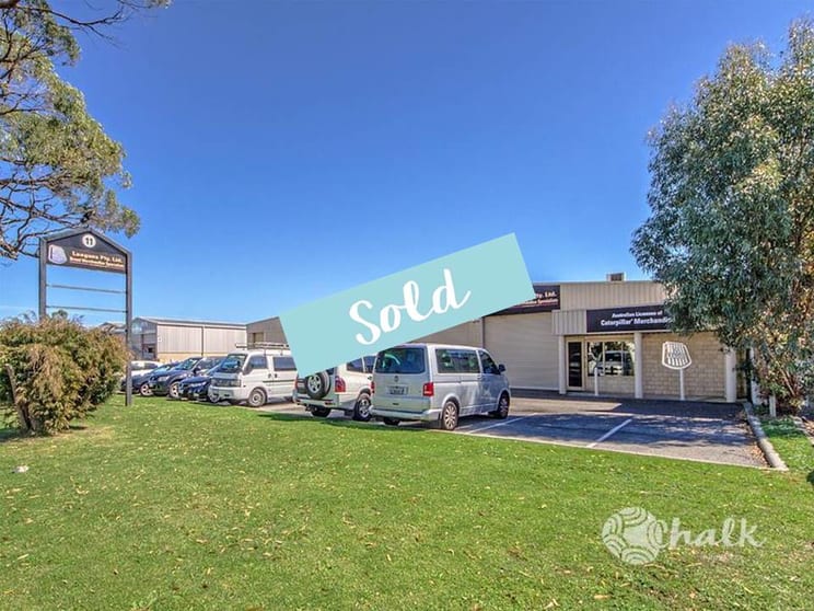 Click to view all images 4/11 Day Rd Rockingham WA 6168 - Image 1