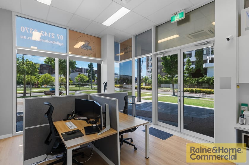 Click to view all images 16/51 Playfield Street Chermside QLD 4032 - Image 2