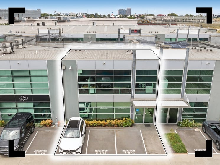 Click to view all images 14/3 Westside Avenue Port Melbourne VIC 3207 - Image 1
