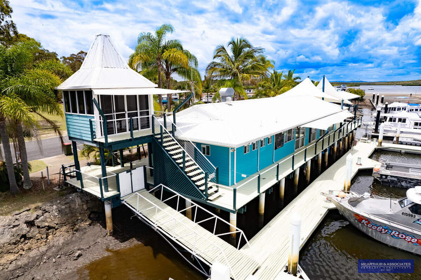 Click to view all images Rainbow Beach QLD 4581 - Image 2