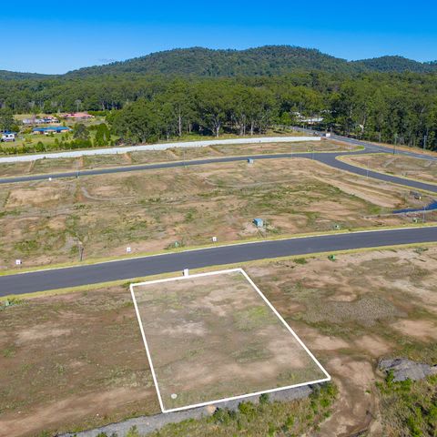 Click to view all images 21 Ball Crescent Wauchope NSW 2446 - Image 3