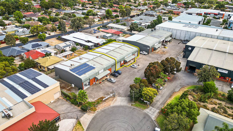 Click to view all images 2/4 Cord Street Dudley Park SA 5008 - Image 2