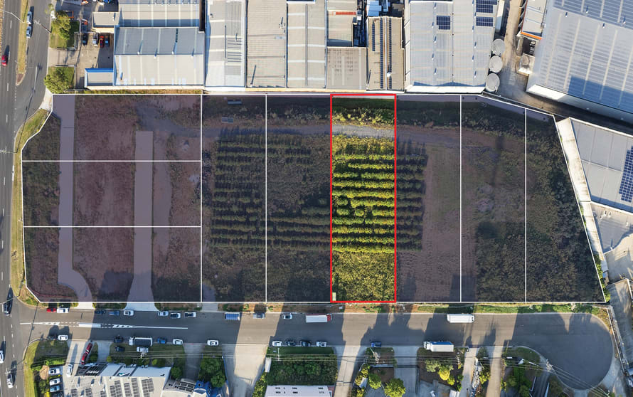 Click to view all images 4 Lagana Place Wetherill Park NSW 2164 - Image 1