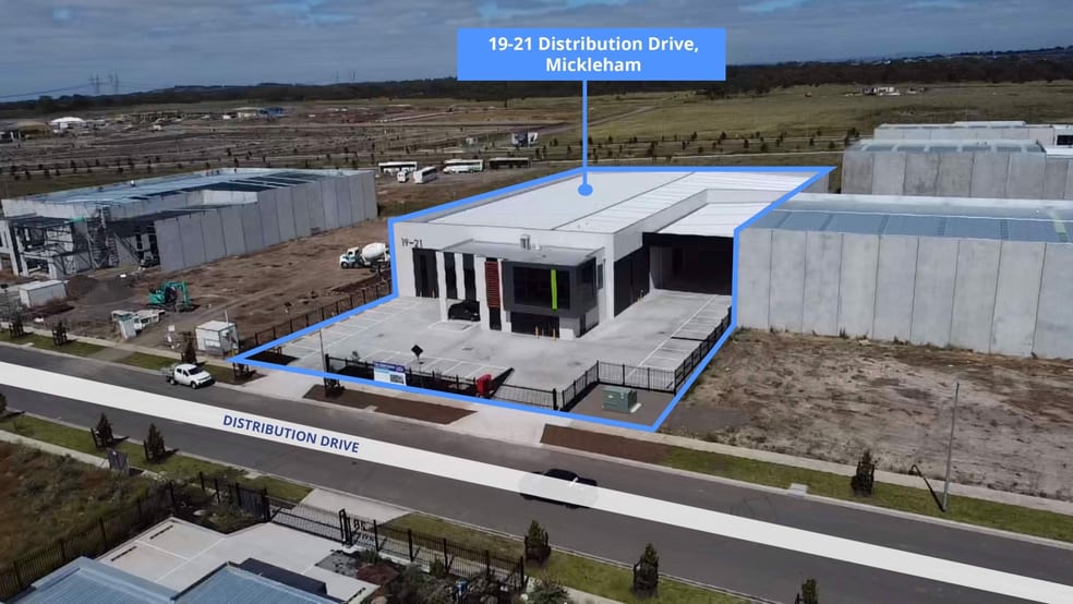 Click to view all images 19-21 Distribution Drive Mickleham VIC 3064 - Image 2