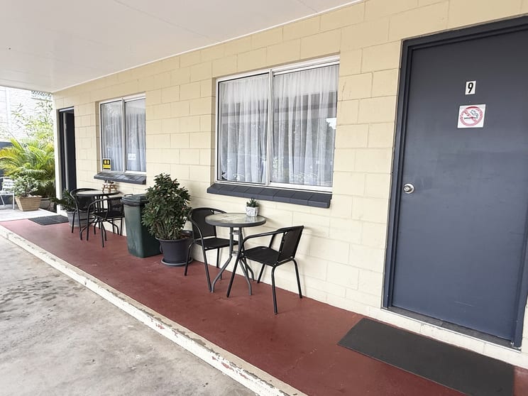 Click to view all images Townsville City QLD 4810 - Image 3