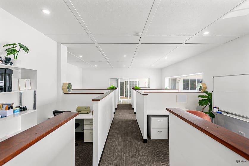 Click to view all images 25/2 Eighth Avenue Palm Beach QLD 4221 - Image 2