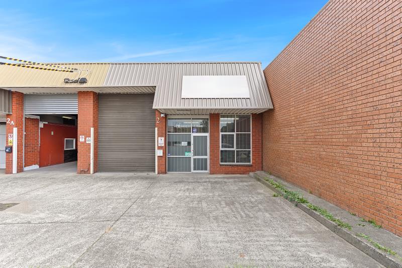 Click to view all images 2 Boileau Street Keysborough VIC 3173 - Image 1