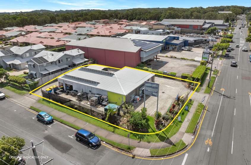 Click to view all images 14 Baldwin Street Caloundra QLD 4551 - Image 2