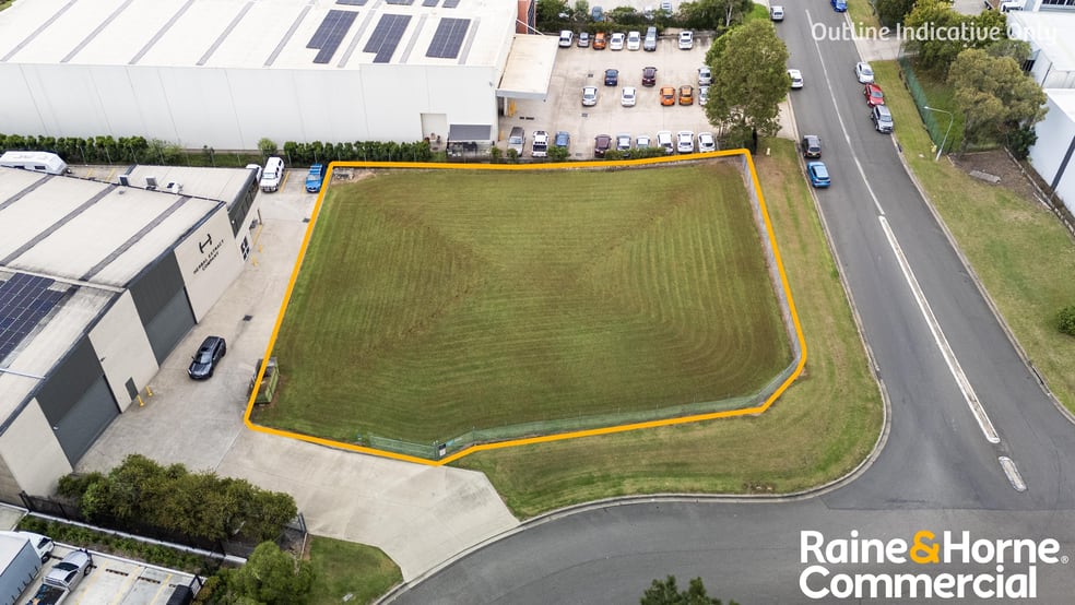 Click to view all images 2 Saggart Field Road Minto NSW 2566 - Image 3
