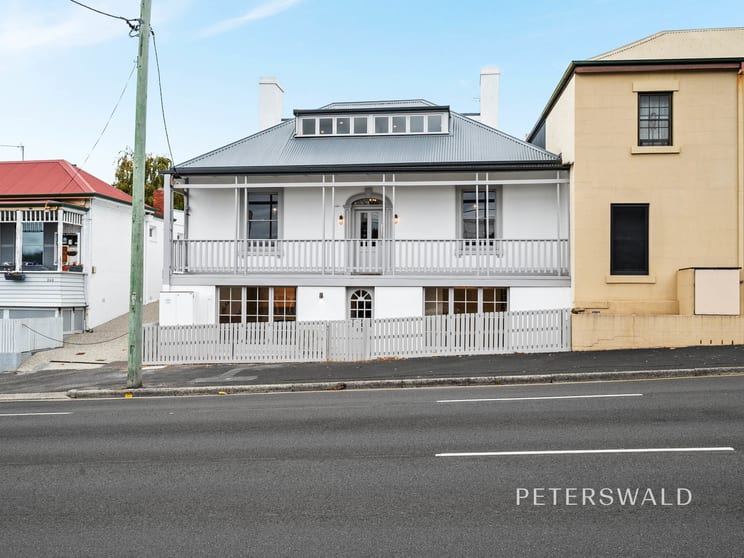 Click to view all images 250a Macquarie Street Hobart TAS 7000 - Image 3
