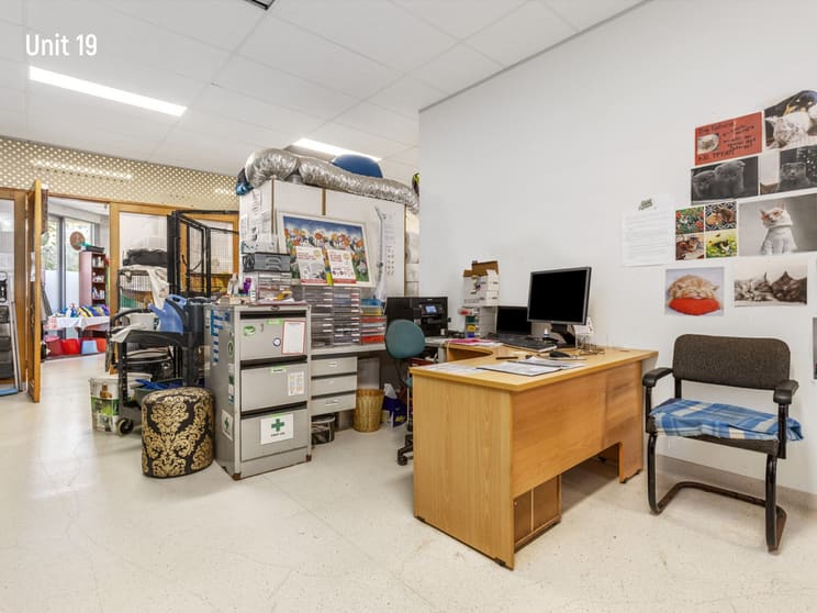 Click to view all images Units 18 & 19/30-32 Barcoo Street Chatswood NSW 2067 - Image 2