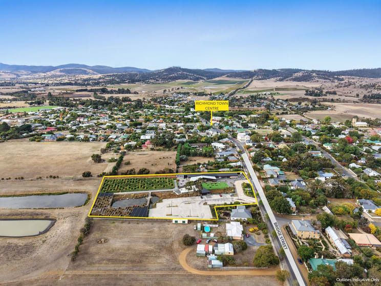 Click to view all images 13 Bridge Street Richmond TAS 7025 - Image 3