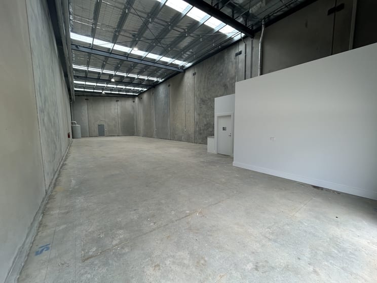 1/15 Osborne Street Bacchus Marsh VIC 3340 - Image 3