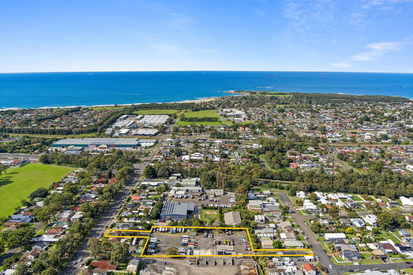 Click to view all images 51 Bellambi Lane Bellambi NSW 2518 - Image 2