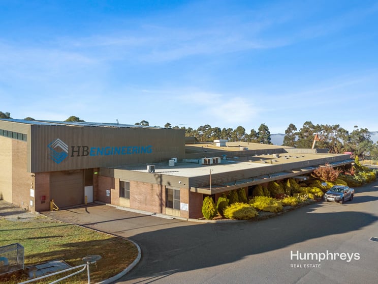 Click to view all images 293 George Town Road Rocherlea TAS 7248 - Image 3