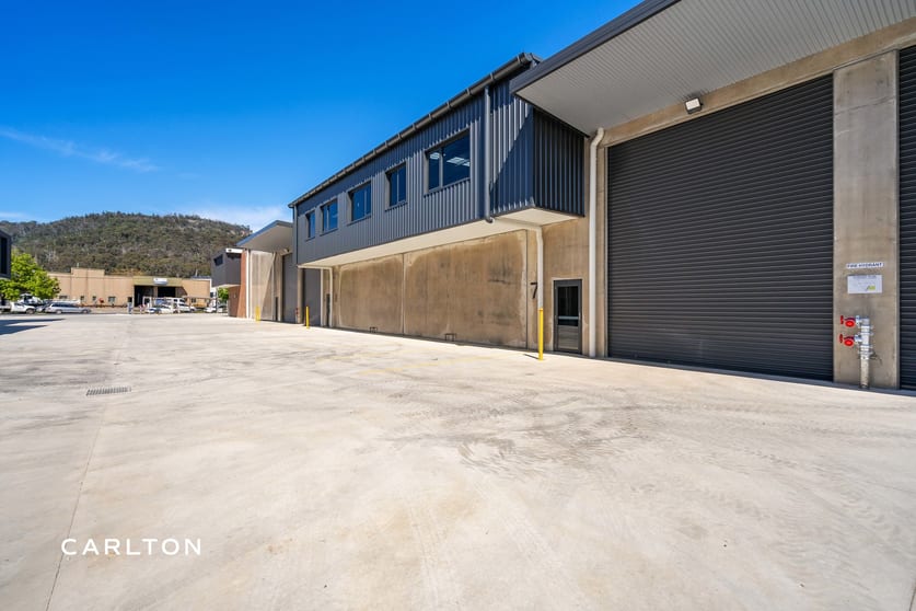 Click to view all images 7/14-16 Davy Street Mittagong NSW 2575 - Image 2