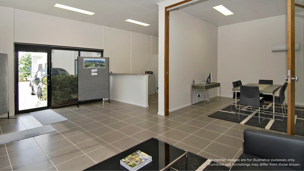 Click to view all images Unit 2/17-19 Owen St Craiglie QLD 4877 - Image 2