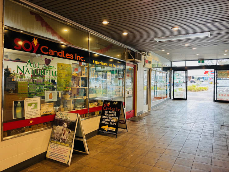 Click to view all images 3/246 Dorset Road Boronia VIC 3155 - Image 3