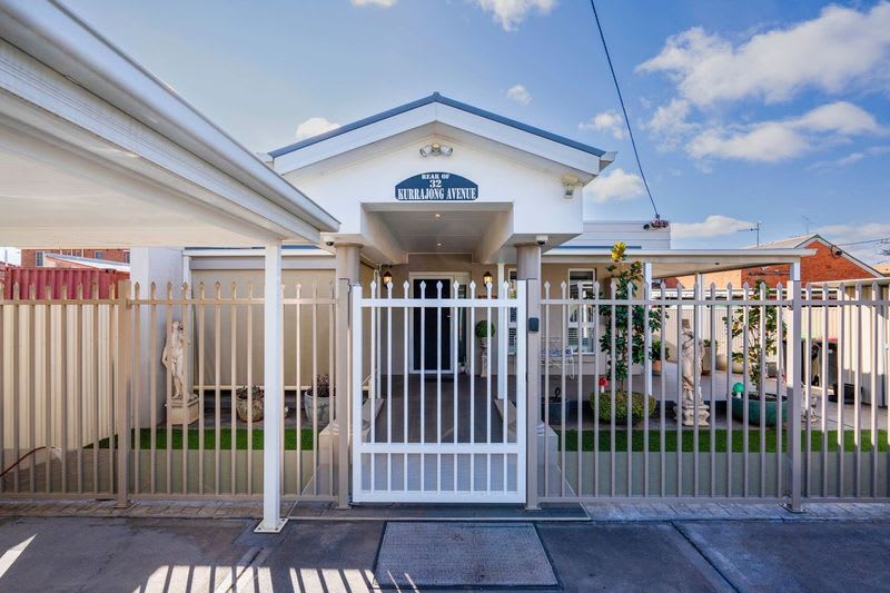 Click to view all images 30-32 Kurrajong Avenue Leeton NSW 2705 - Image 2