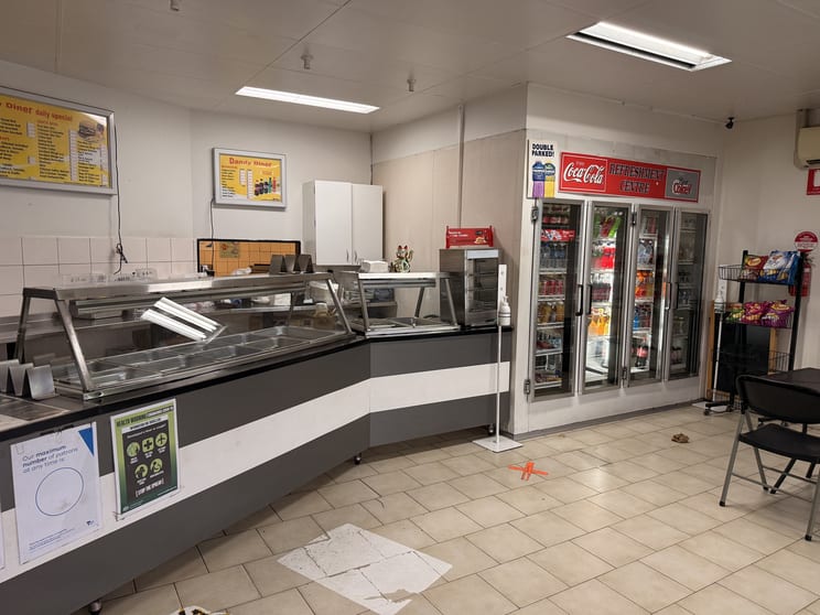 Click to view all images 4A Commercial Drive Dandenong South VIC 3175 - Image 3