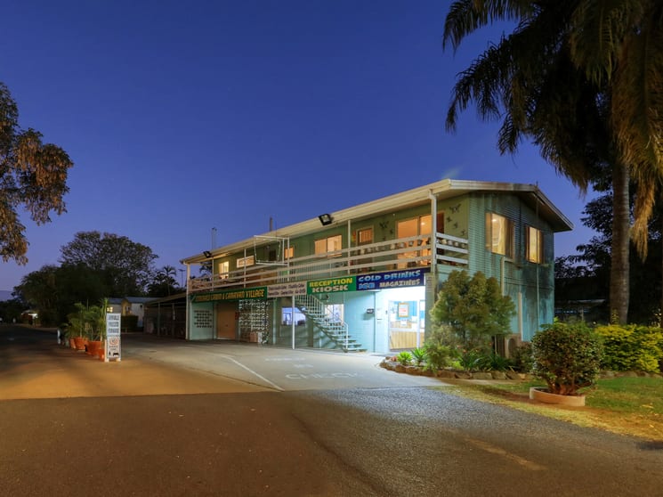 Click to view all images Emerald QLD 4720 - Image 3