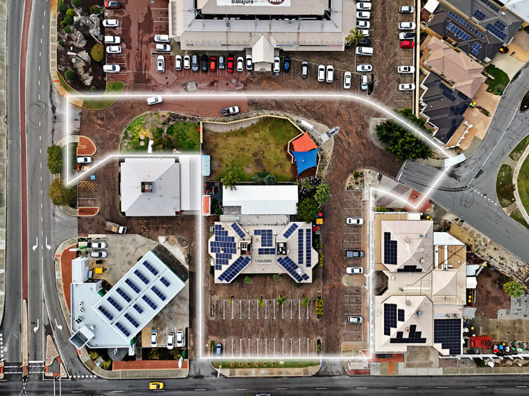 Click to view all images 322 Alexander Drive Ballajura WA 6066 - Image 3