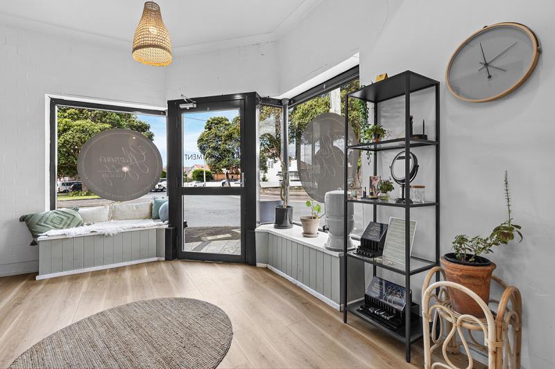 Click to view all images 54 Gordon Avenue Hamilton NSW 2303 - Image 3