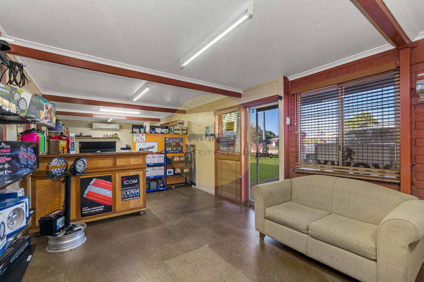 Click to view all images 22 Rainbow Road Charters Towers City QLD 4820 - Image 3