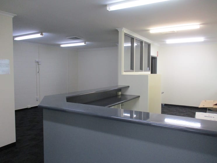 Click to view all images 134 Grafton Street Cairns City QLD 4870 - Image 2