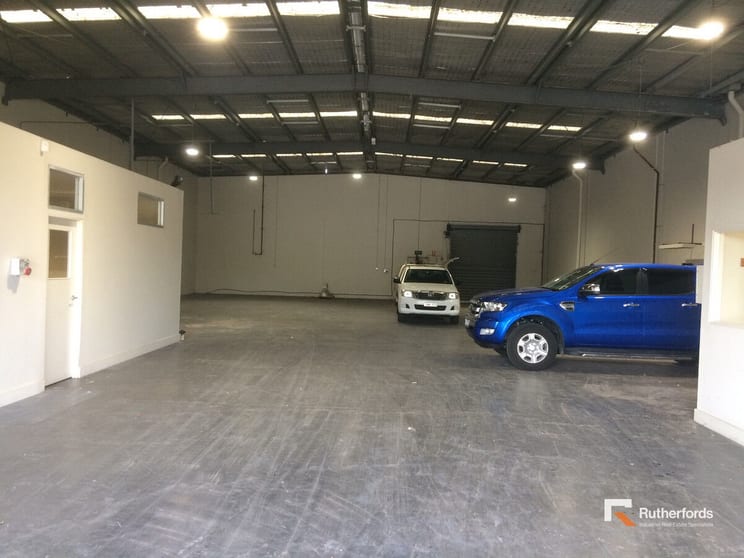 Click to view all images 34 Strong Avenue Thomastown VIC 3074 - Image 2