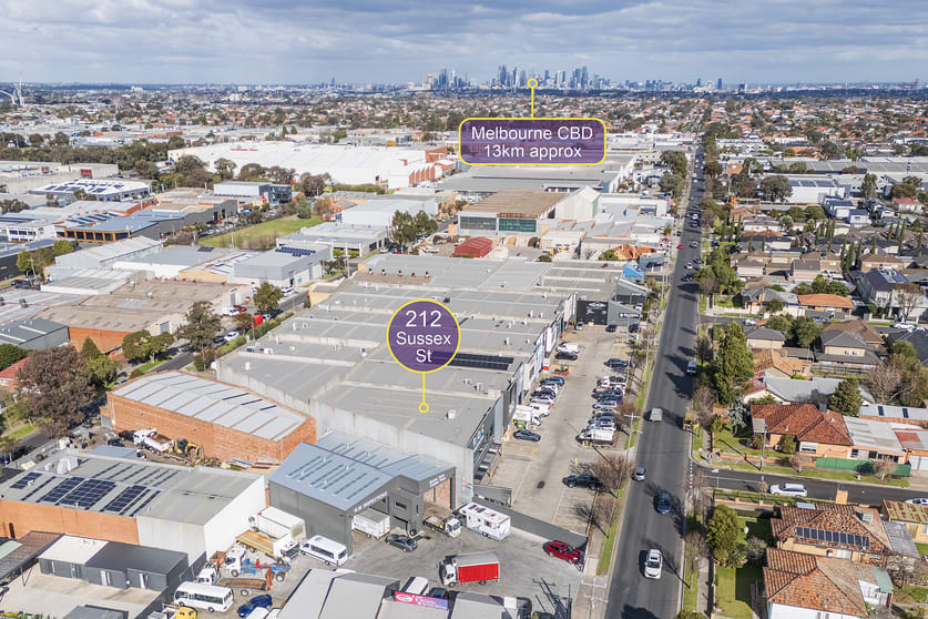 Click to view all images 212 Sussex Street Pascoe Vale VIC 3044 - Image 2
