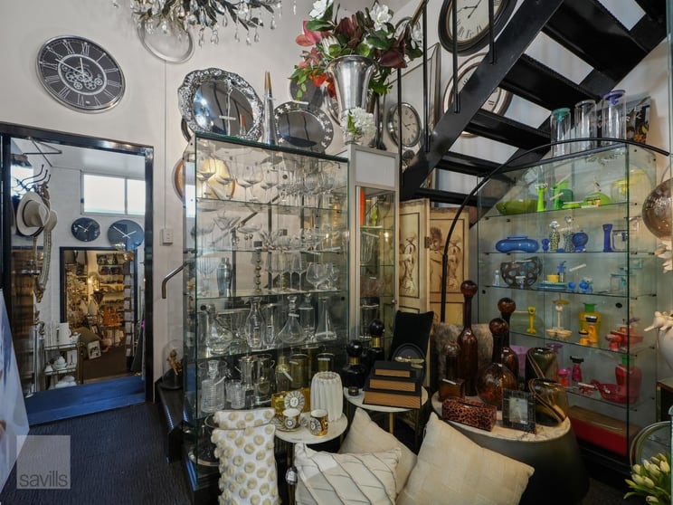 Click to view all images 1033 Mt Alexander Road Essendon VIC 3040 - Image 3