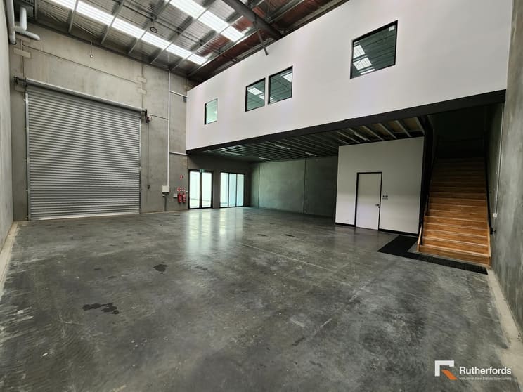 Click to view all images 1-4/28 Freeway Drive Wallan VIC 3756 - Image 3
