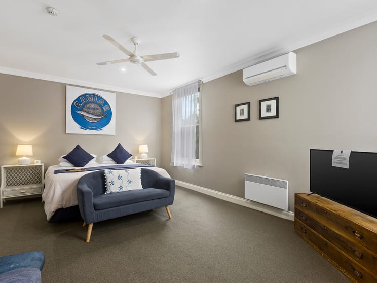 4 Hobson Street Queenscliff VIC 3225 - Image 2