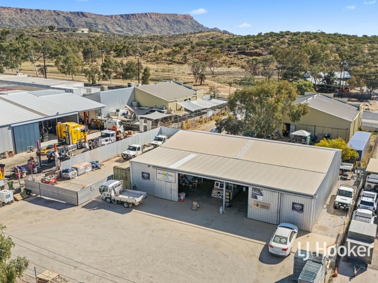 Click to view all images 10 Shirley Court Ciccone NT 0870 - Image 1