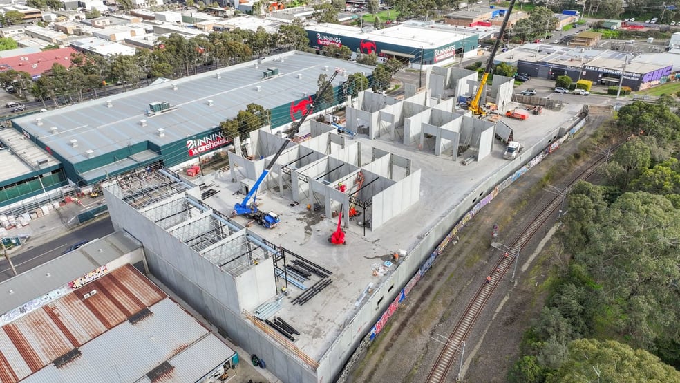 Click to view all images 25-31 Brisbane Street Eltham VIC 3095 - Image 3