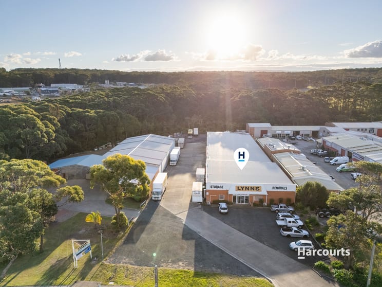 Click to view all images 263 Princes Highway Ulladulla NSW 2539 - Image 1