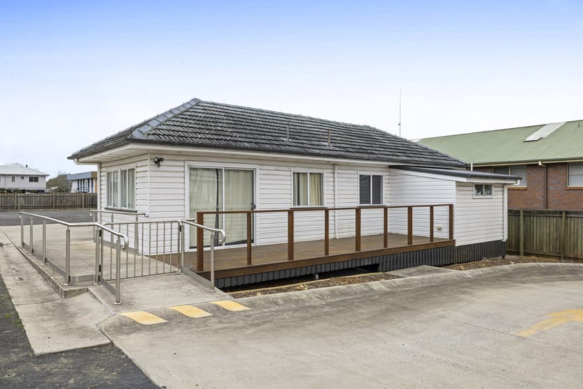Click to view all images 27A Hill Street Toowoomba City QLD 4350 - Image 2