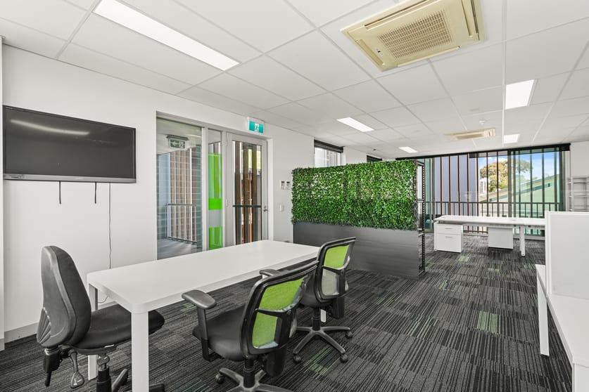 Click to view all images 206/75 Tulip Street Cheltenham VIC 3192 - Image 2