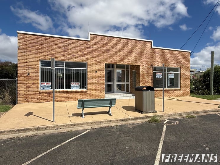Click to view all images 31 Henry Street Nanango QLD 4615 - Image 1